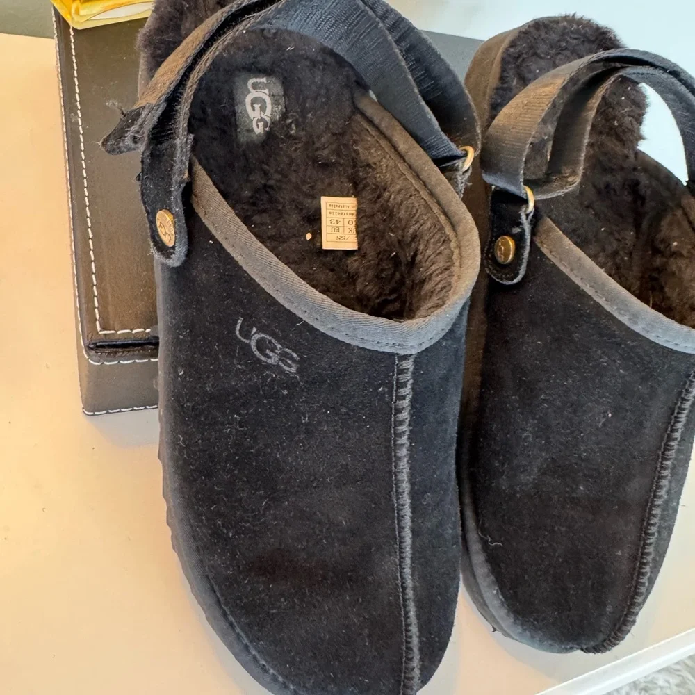 UGG Black Shearling Clogs Mules Women’s SZ 12 - Picture 9 of 10